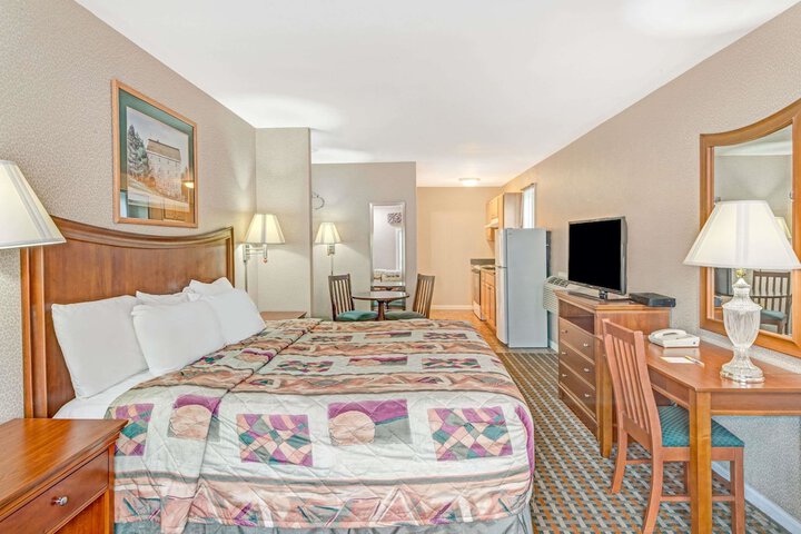 Days Inn by Wyndham Ridgefield