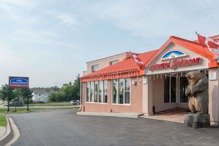Hotel 6 of 47