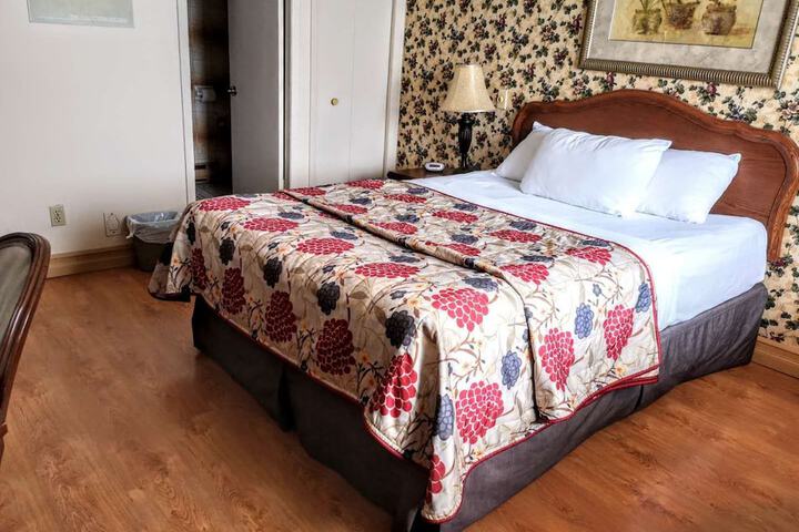 Room 7 of 41