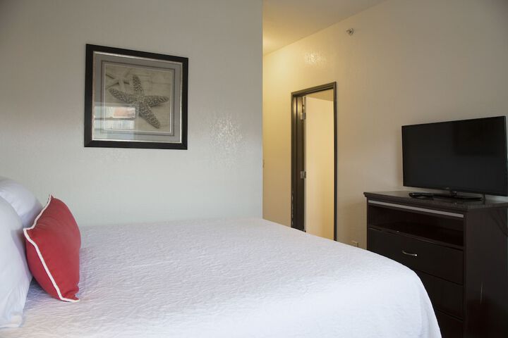 Room 18 of 35