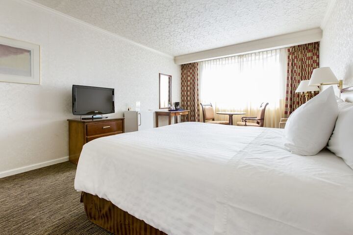 Room 14 of 32
