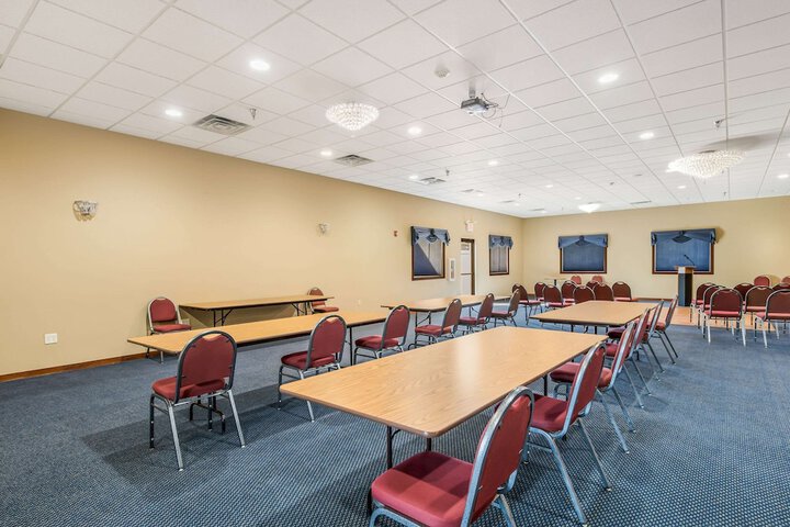 Econo Lodge Rice Lake