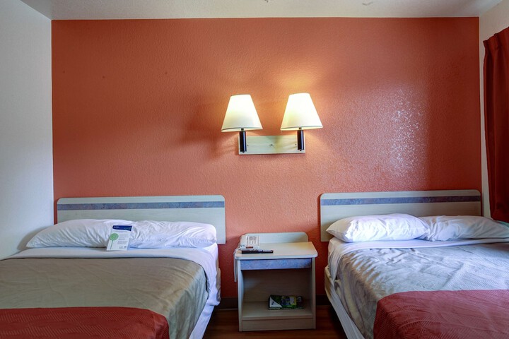 Motel 6 Grants Pass OR