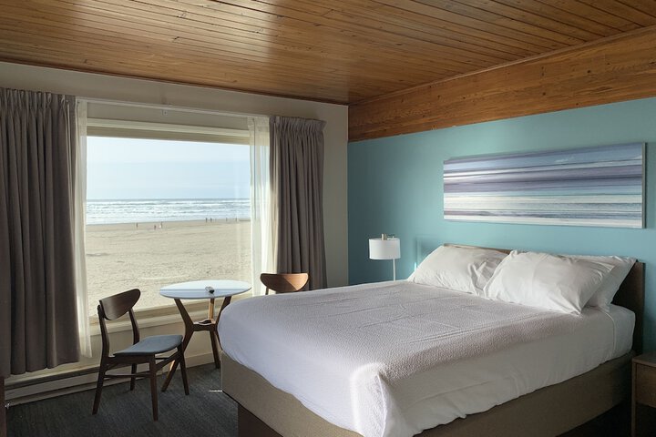 The Ocean Front at Seaside