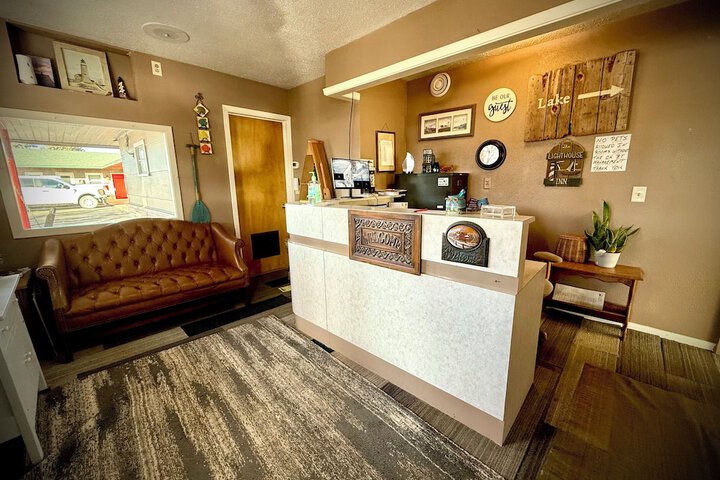 Lighthouse Inn