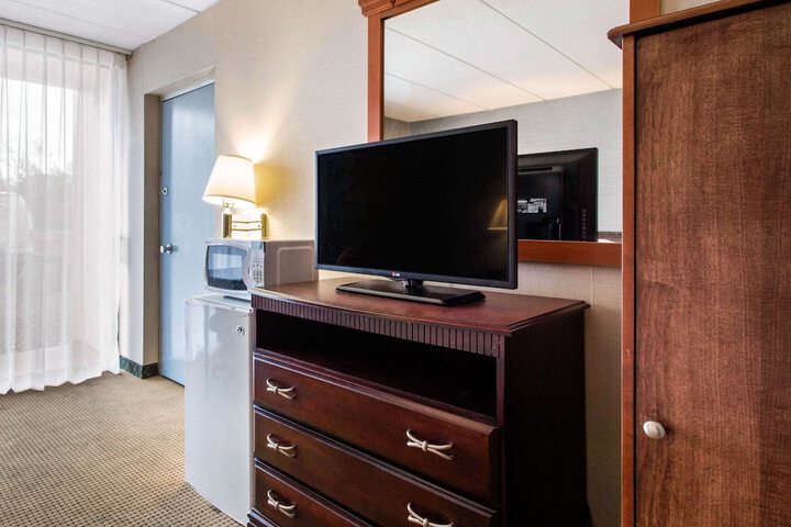 Room 19 of 43
