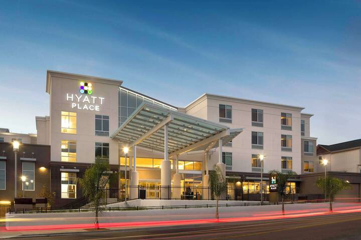 Hotel 2 of 39