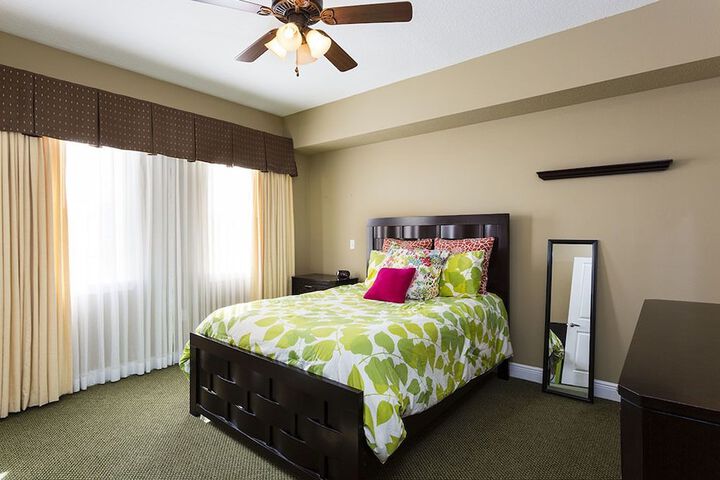 Room 10 of 21