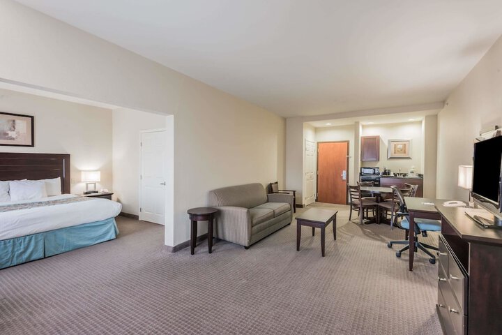 Room 12 of 30