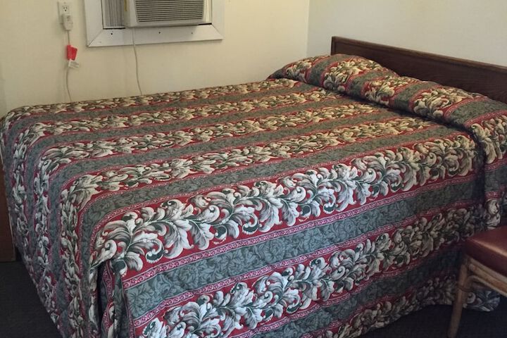 Room 41 of 67