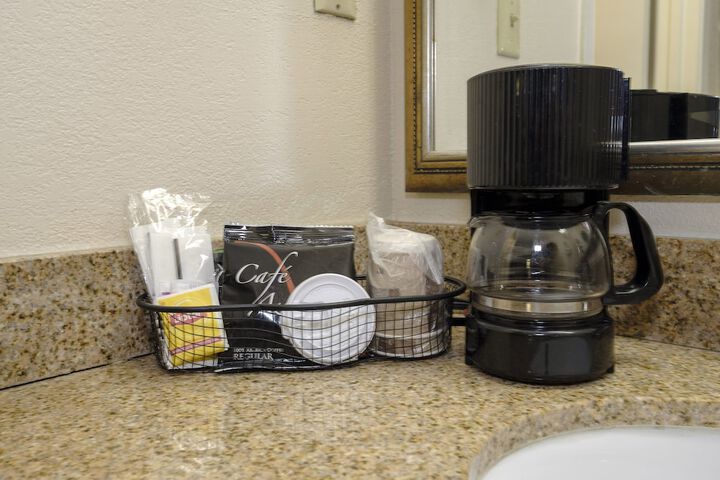 Breakfast/Coffee Service 23 of 24