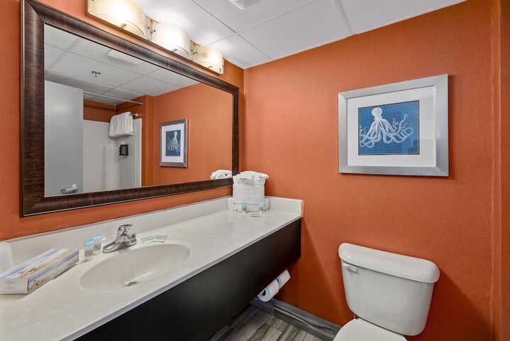 Room 43 of 64