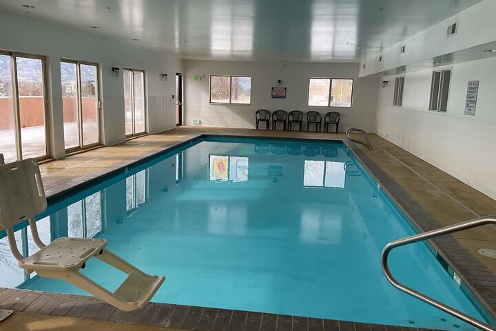 Pool 4 of 23