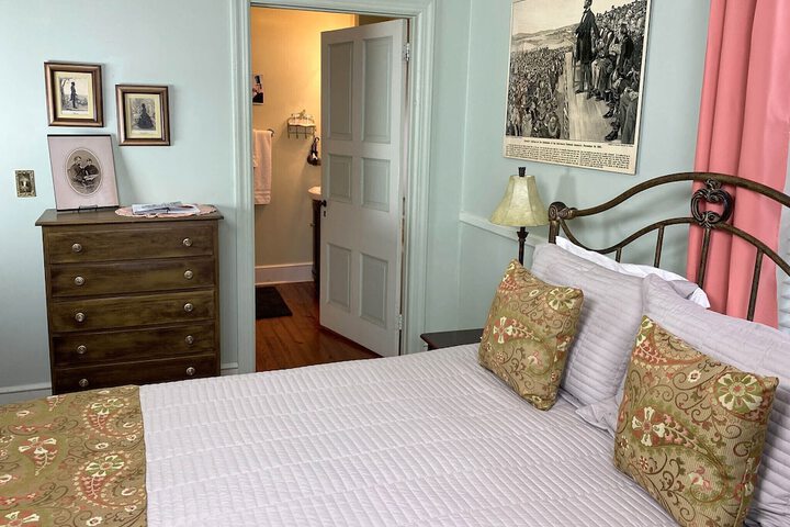 Room 42 of 58
