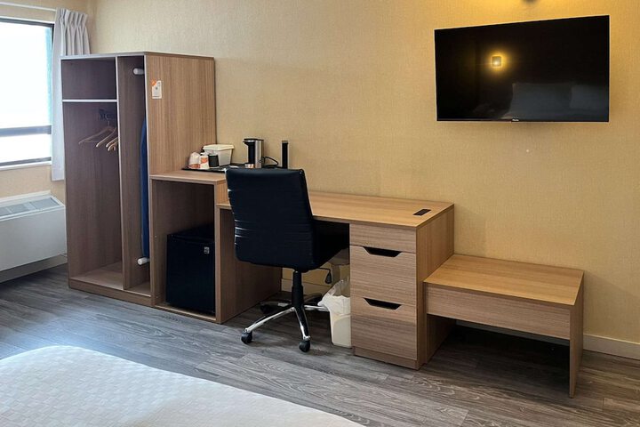 Room 26 of 71