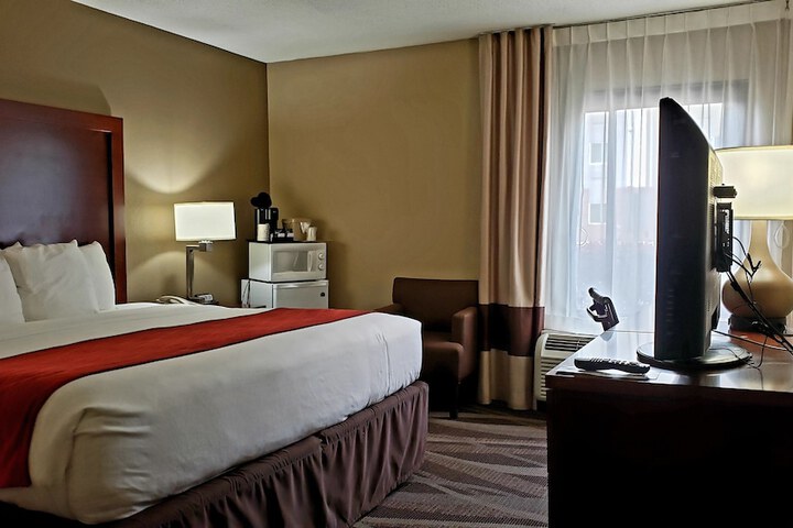 Room 34 of 60