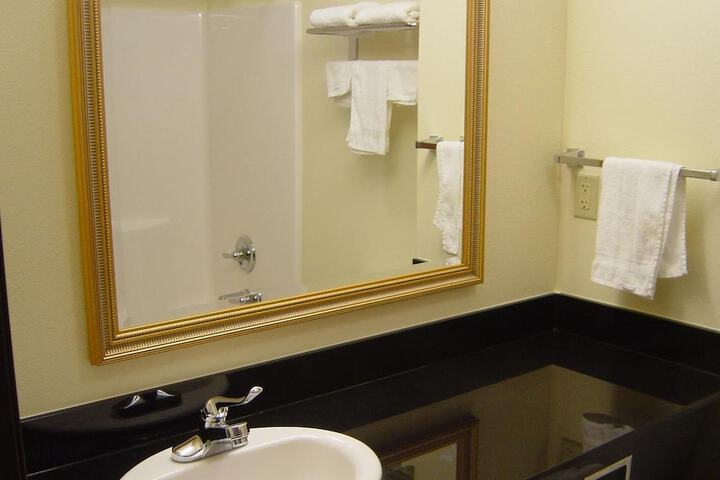 Room 8 of 24