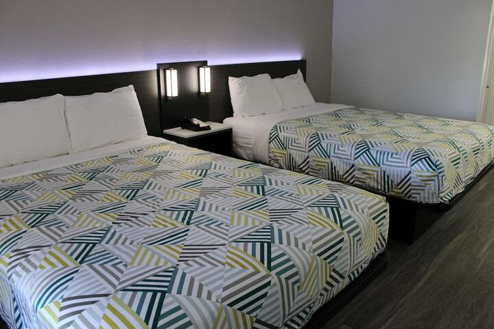Room 2 of 8