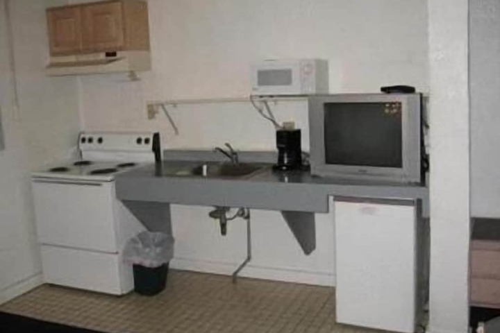 The Hub Motel