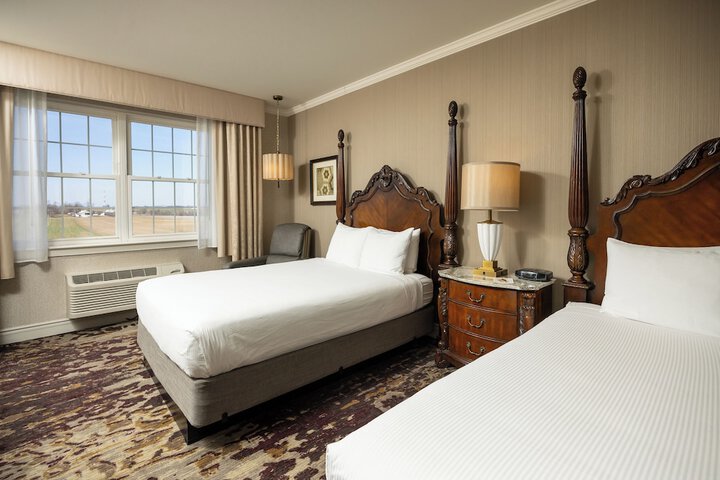 AmishView Inn and Suites