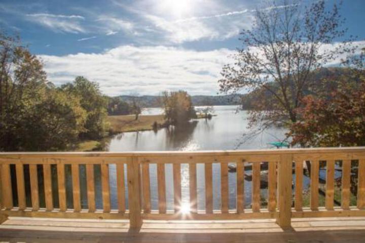 Lake Rider Cabin