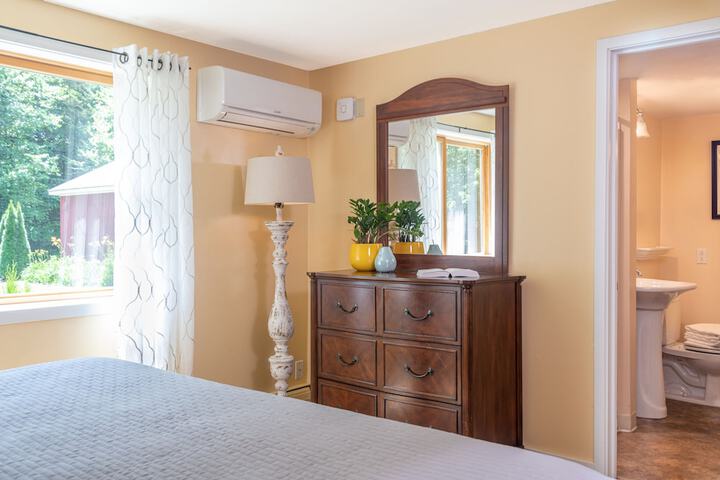 Room 27 of 46