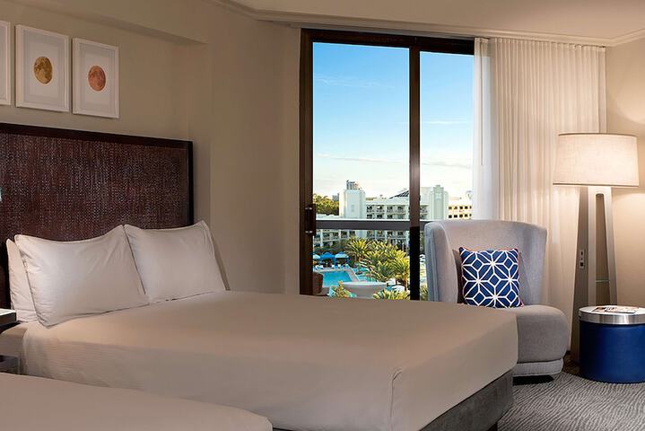 Room 40 of 80