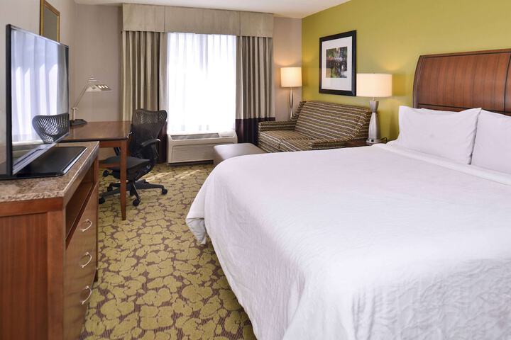 Room 45 of 62