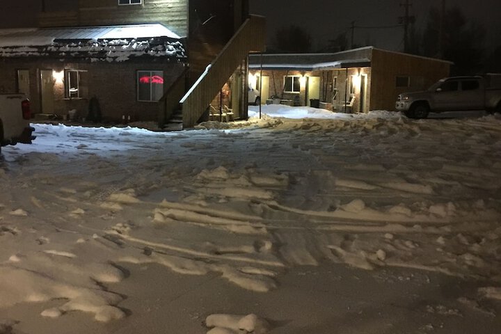 Rustic Inn Motel
