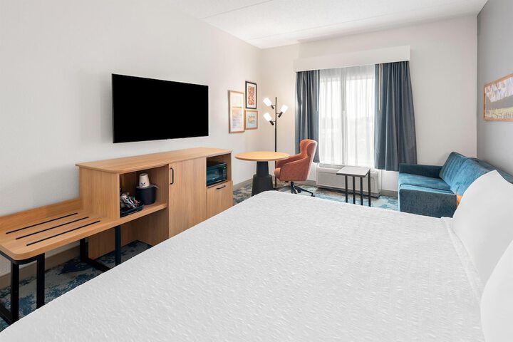 Hampton Inn by Hilton Gainesville-Haymarket