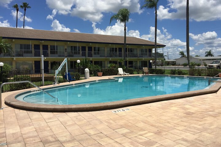 Pool 17 of 67