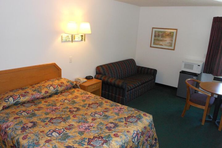 Room 5 of 24