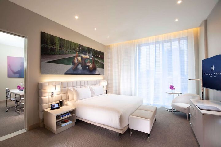 Room 46 of 142