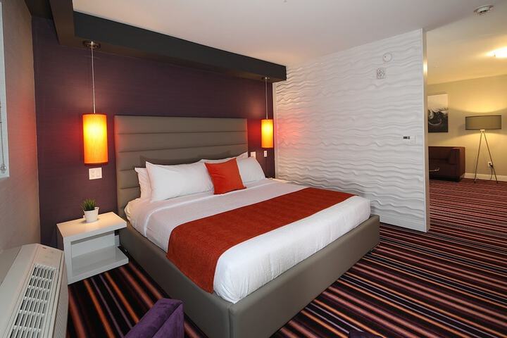 Room 12 of 22