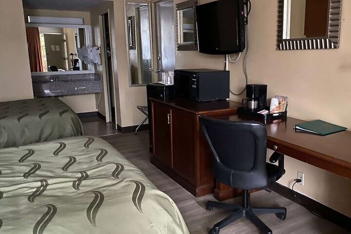 Ramada by Wyndham Rome / Verona