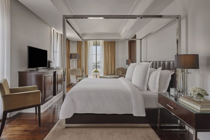 Room 27 of 56