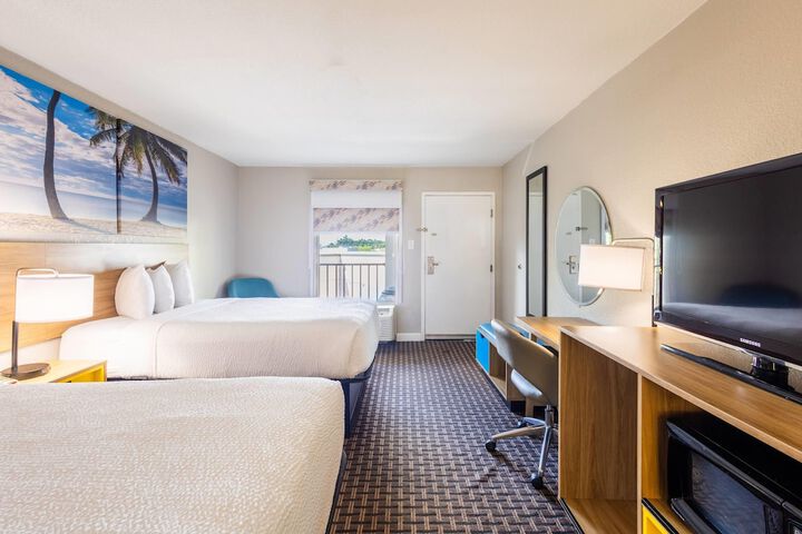 Days Inn by Wyndham Port Charlotte / Punta Gorda