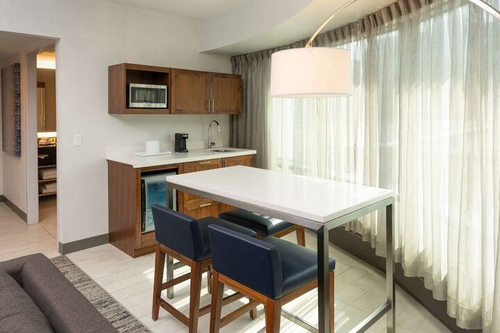 Hilton Fairfax
