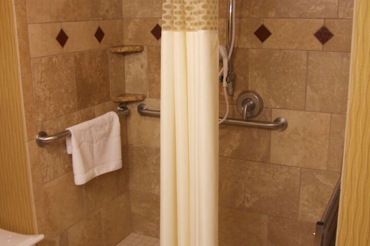 Hampton Inn & Suites Watertown