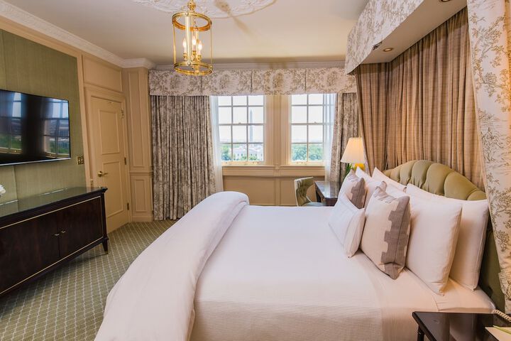Room 12 of 49
