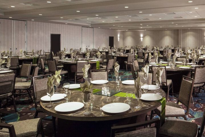 Ballroom/Hall 55 of 59