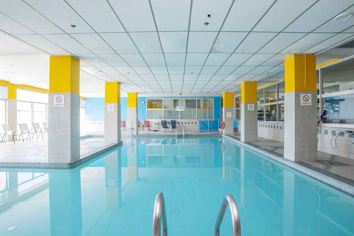 Sandman Hotel Montreal - Longueuil
