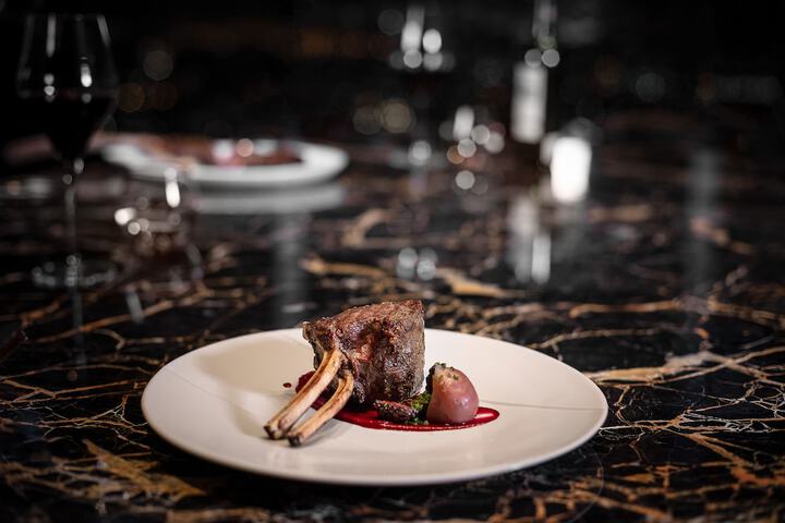Dining 103 of 137