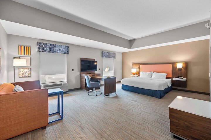 Room 44 of 71
