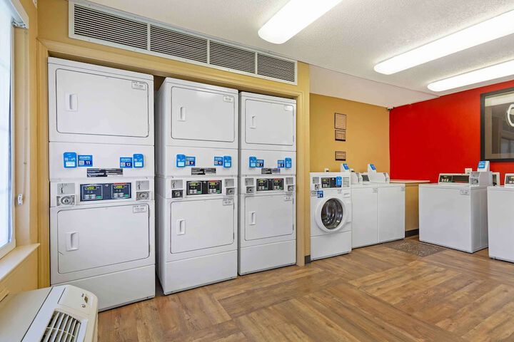 Extended Stay America Suites Washington DC Falls Church