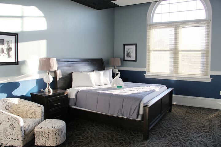 Hotel Interior 122 of 223