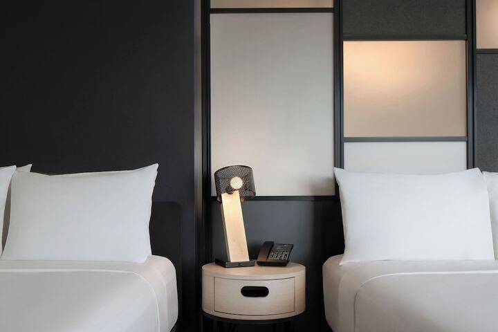 Aloft by Marriott Shenandoah Woodlands Area