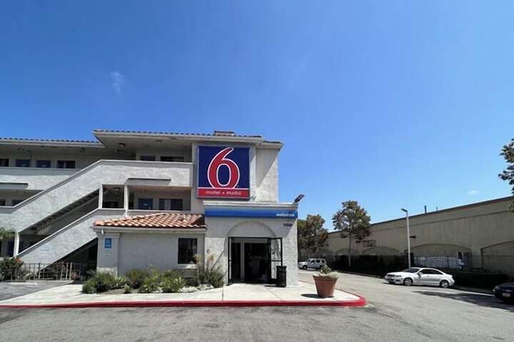 Studio 6 Suites – Bellflower Ca - Los Angeles