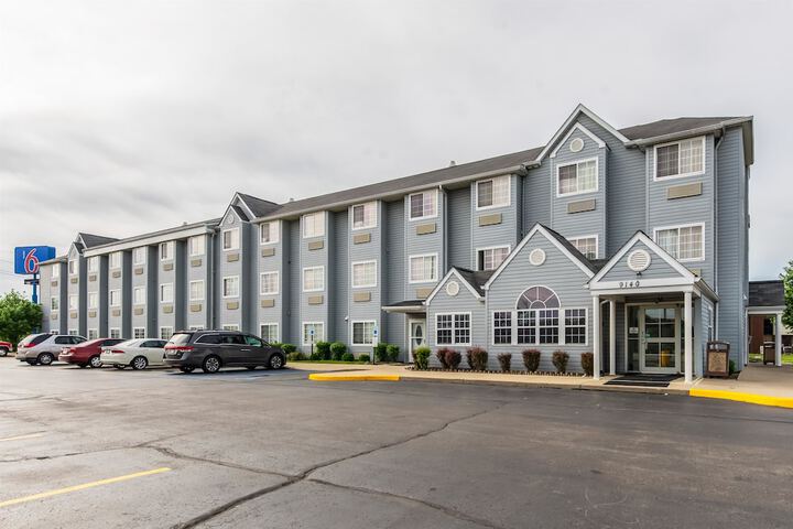 Hotel 4 of 28