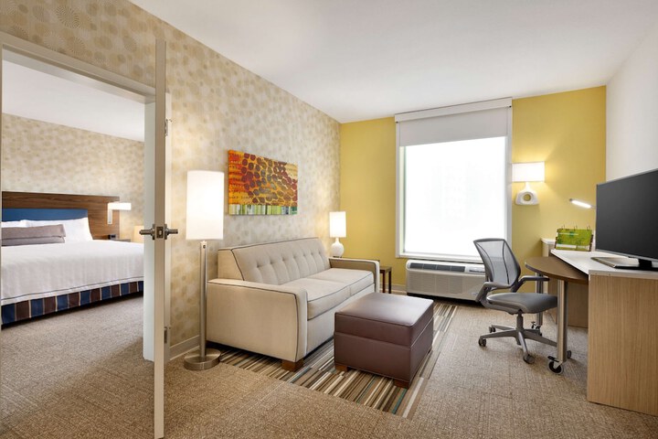 Room 49 of 83